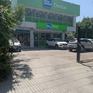 LA REINA FACHADA CERCA