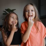 ¿Por qué es importante cuidar los dientes de leche desde la infancia?