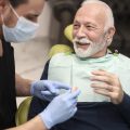 Prótesis dental: Tipos y cómo elegir la mejor opción