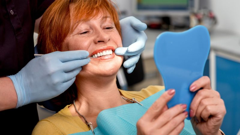 Reemplazo de dientes perdidos: Recupera tu sonrisa